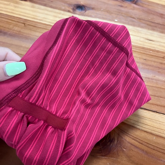 Lululemon Run With Me Neck Warmer - Picture 8 of 8